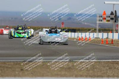 media/Nov-16-2025-CalClub SCCA (Sun) [[2975c16dfc]]/Group 3/Turn 1/